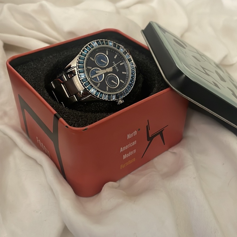 Fossil Watch - Picture 5 of 5